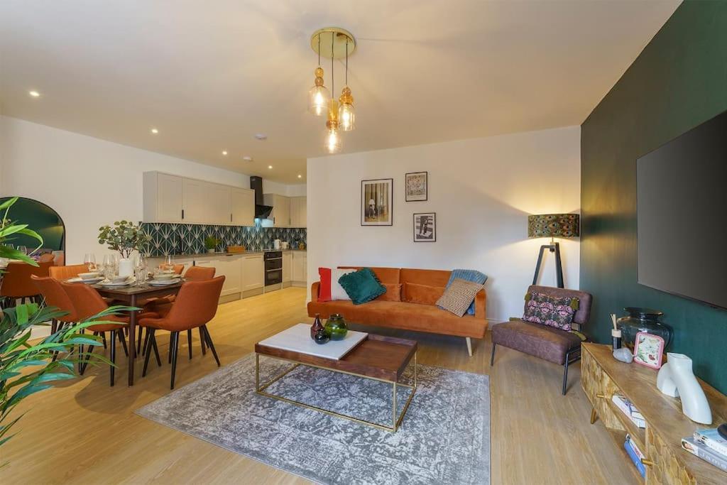 Lilyturf - 2 Bedroom Luxury Apartment By Mint Stays Bristol Eksteriør bilde